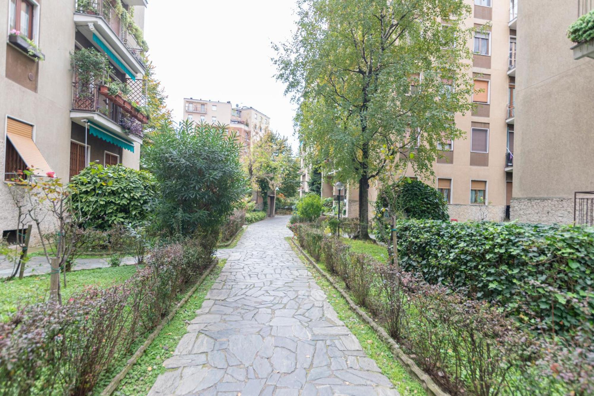 Luxury - Valassina 45 *